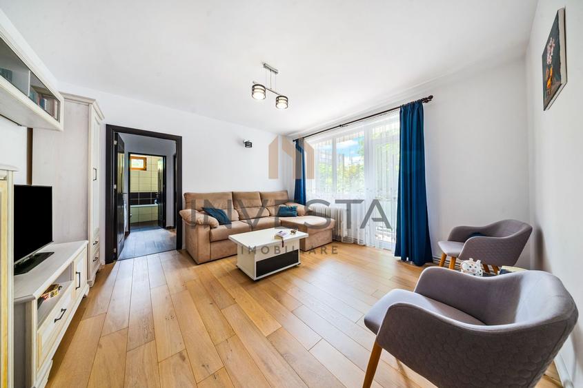 Apartament 3 camere, renovat, balcon 11 mp, etaj 1, strada Unirii!