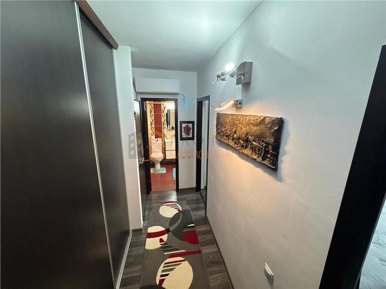 Apartament 3 camere cf 1 decomandat zona Ultracentral