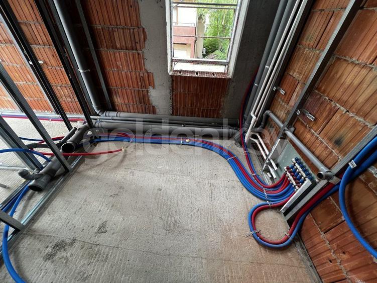 Vila moderna cu 6 camere | langa padure | in curs de finisare