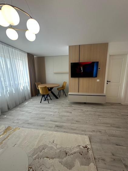 Apartament 2 camere PRIMA INCHIRIERE + loc parcare Poitiers Towers