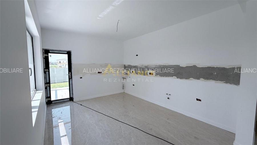 Casa Individuala - 5 camere -  2 bai - 430mp teren - 7