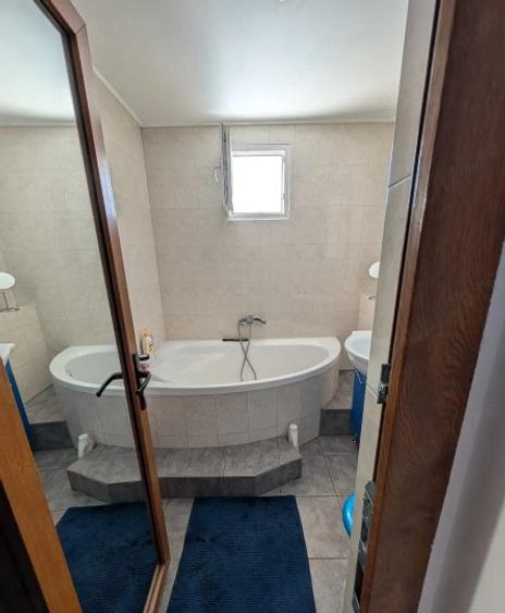 Închiriere Apartament 3 camere în Dristor - Mobilat - Proximitate Metrou