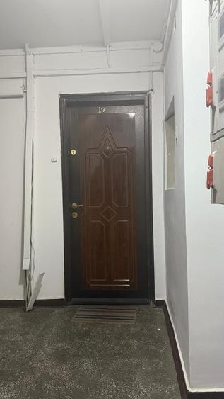 Apartament 3 camere decomandat, etaj 4, Drumul Taberei
