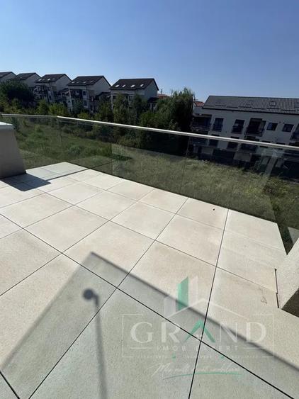 Apartament NOU, cu 3 camere, la capăt de Gheorgheni