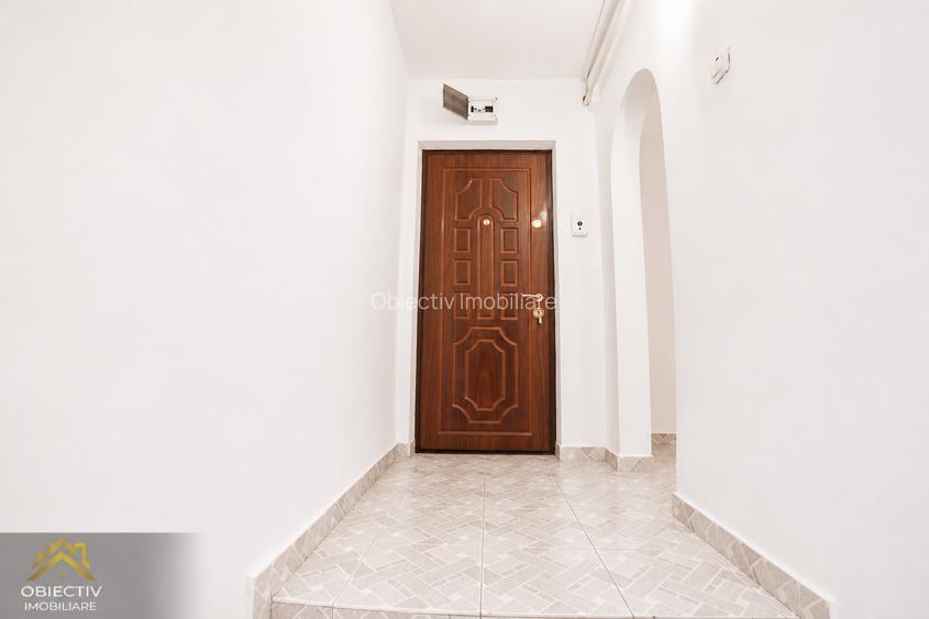 Apartament 4 camere cu balcon panoramic și priveliște de poveste CENTRU - 13
