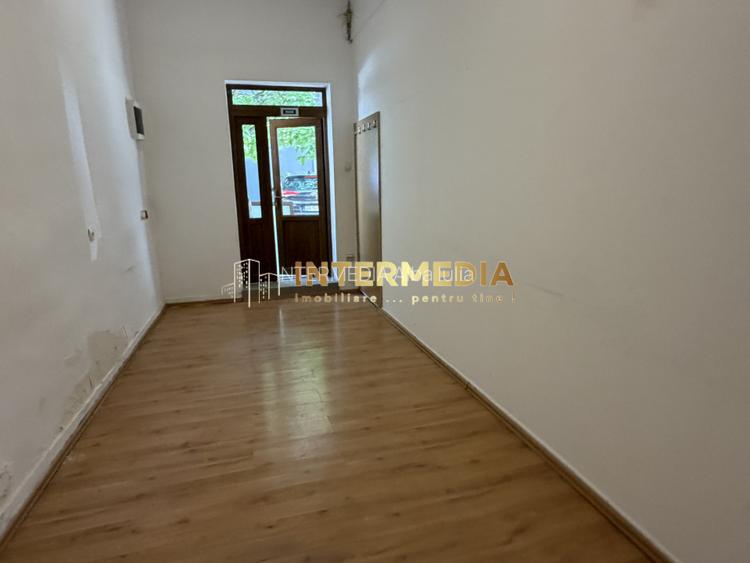 Camera Birou de Inchiriat cu acces si Parcari CENTRU UltraCentral Alba Iulia - 5