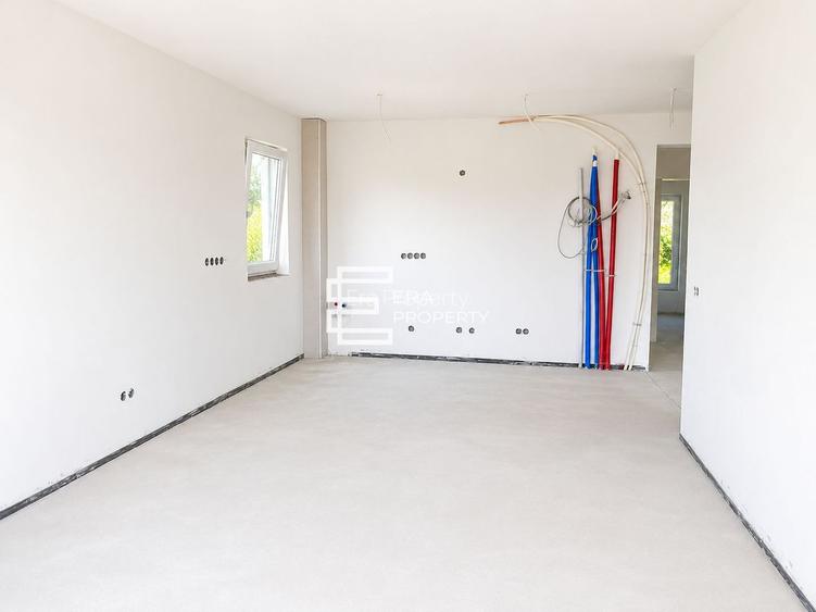 Apartament 3 camere | Etaj 1 | Bloc tip vilă | Cristian | Comision 0% - 2