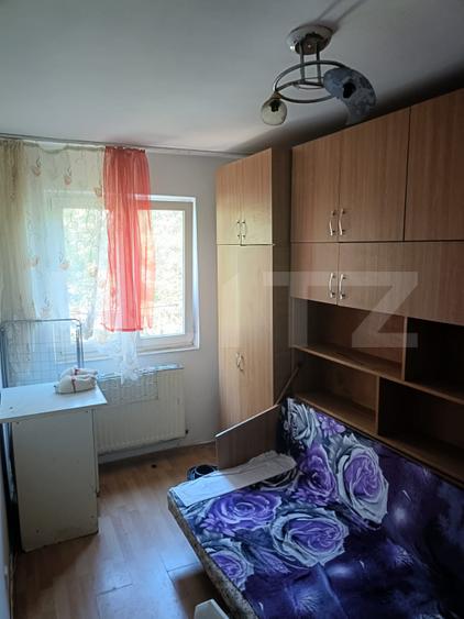 Garosniera de vanzare, 23 mp, zona Soarelui
