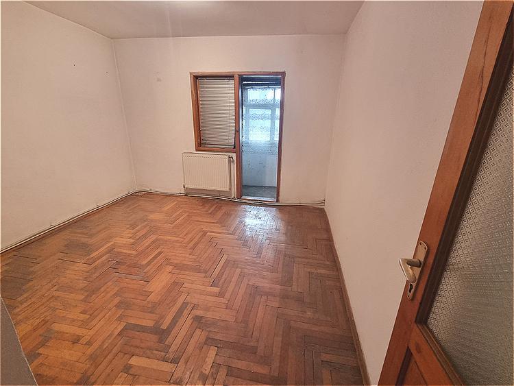 Ștefan cel Mare-Curtea de Apel-3 camere/parter/rezidențial sau birou