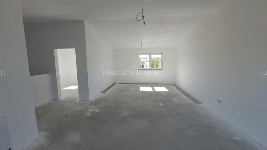 VILA LUX IN COMPLEX REZIDENTIAL - 44