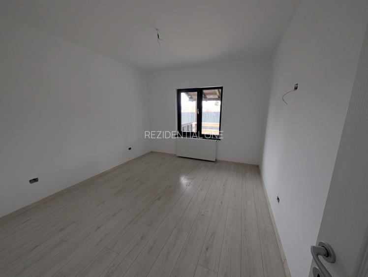 Casa Lilieci 3 dormitoare 2 băi, terasa + beci, canalizare - 6