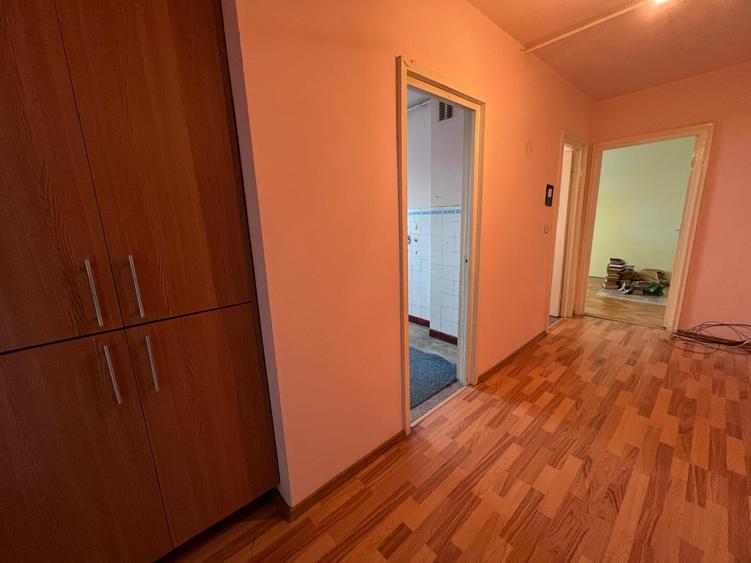 Apartament 2 camere,decomandat – Zona Nicolae Bălcescu
