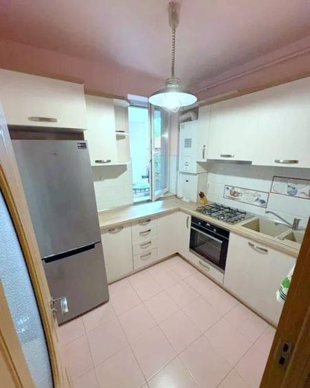 Ocazie! Apartament 2 camere, bloc nou, 60 mp utili, balcon, Centru!
