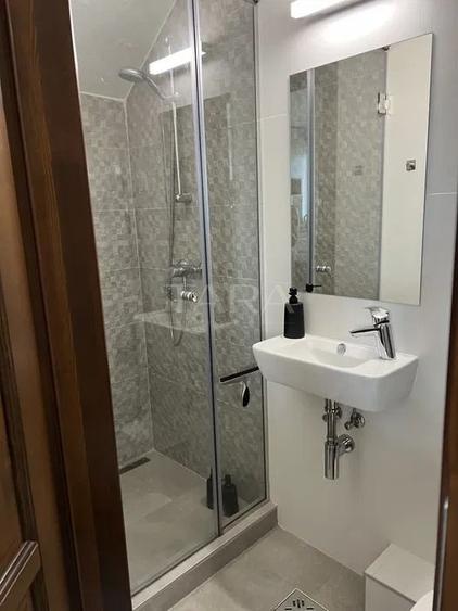 Apartament spectaculos dispus pe 2 nivele-Baciu