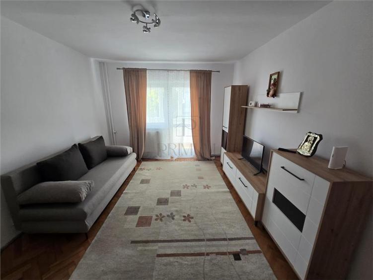 Apartament 3 camere renovat, cu centrală proprie, zona Olimpia – Stadion