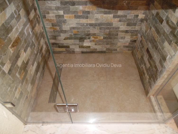 Inchiriez apartament 2 camere in Deva, ultracentral (I. Maniu, Magnoliei), et 2 - 9