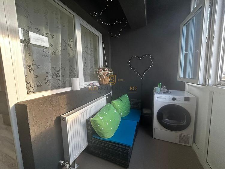 Apartament decomandat cu 2 camere - metrou Aparatorii Patriei