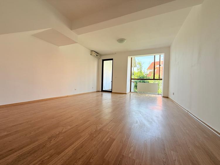 Apartament 4 camere- duplex- Lacul Morii