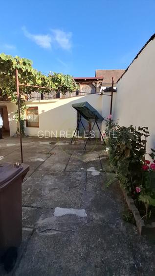 Casă individuală cu demisol + parter • 130 mp utili • Curte 237 mp • Garaj - 5