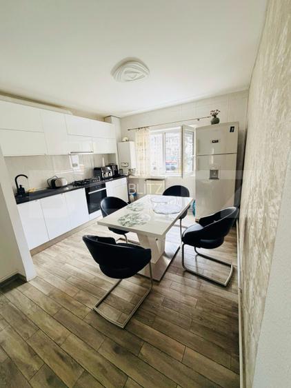 Apartament cu 3 camere, 2 bai, 2 balcoane, 2 locuri de parcare - zona Astra - 4