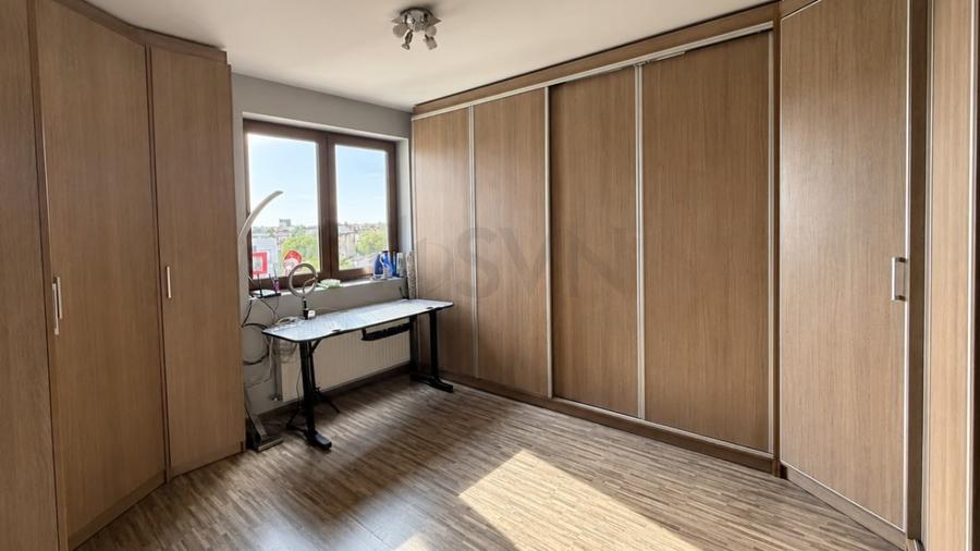 REA1029721 Apartament modern de 3 camere I boxa si loc de parcare subteran I Cal