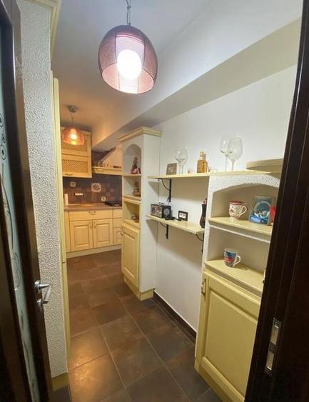 Apartament 2 Camere,Unirii,Metrou,bl.1996,et.5/9,DECOMANDAT,3 balcoane,Liber