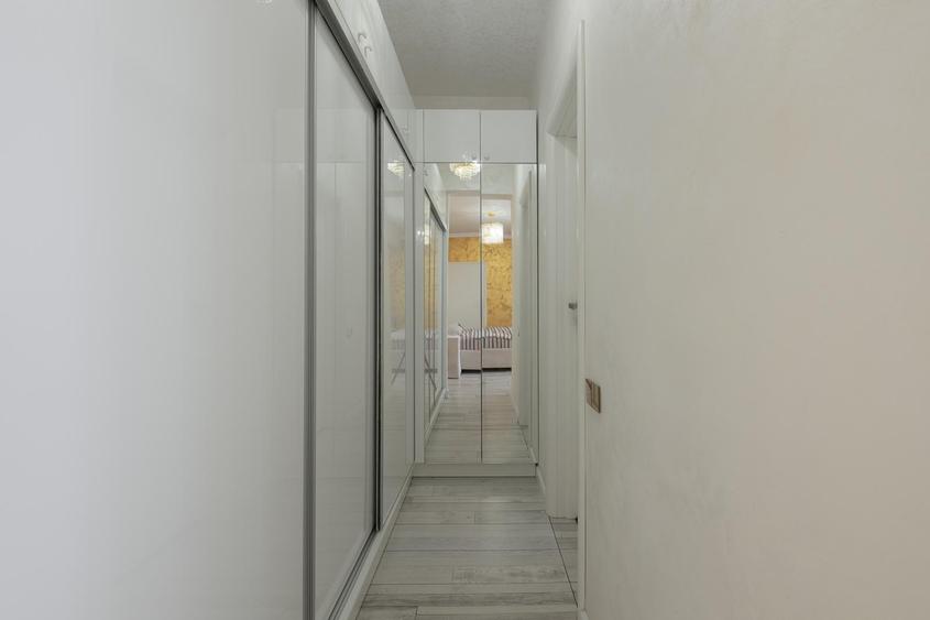 PENTHOUSE DE VÂNZARE – COMPLET MOBILAT SI UTILAT PREMIUM