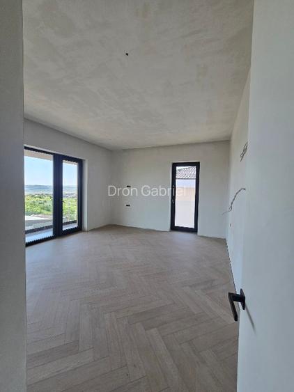 VILĂ PREMIUM NOUĂ ÎN COPOU – VITICULTORI | 215 MP UTILI | TEREN 570 MP | GARAJ | - 15