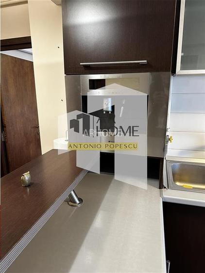 Vanzare apartament 3 camere, transformat in 2, Ploiesti, ultracentral