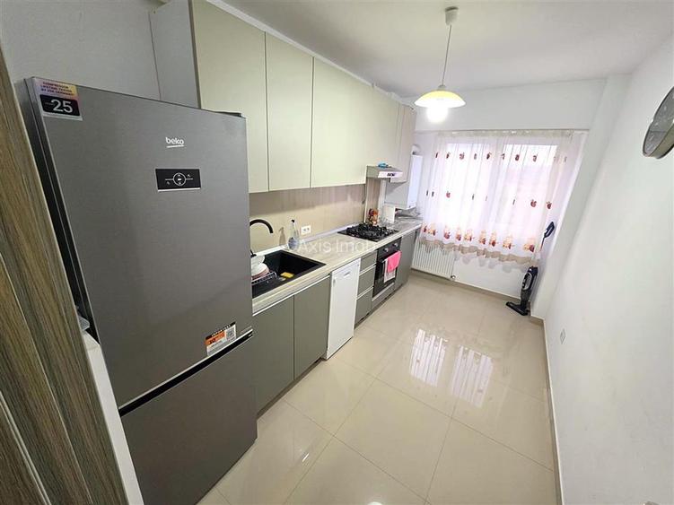 Apartament 3 camere conf  1 semidec  zona Unirii Sud - 4