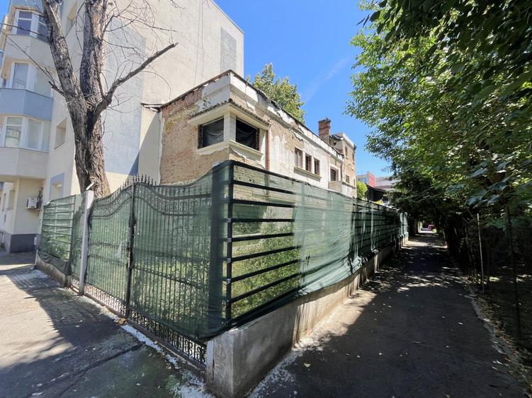 PIATA DOROBANTI || CASA CU POTENTIAL || DE RENOVAT || TEREN 232 MP