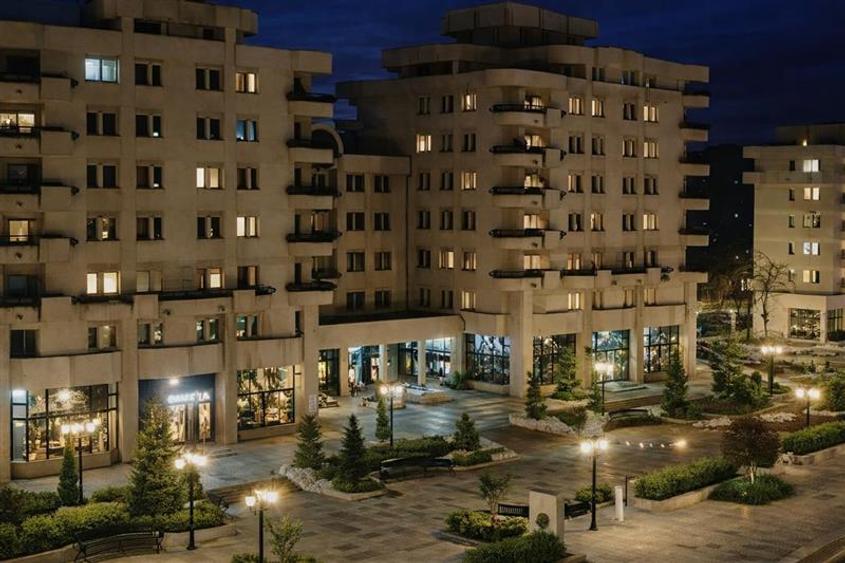 Spatiul Comercial, compartimentabil si in 3 unitati, cu acces separat, Central,