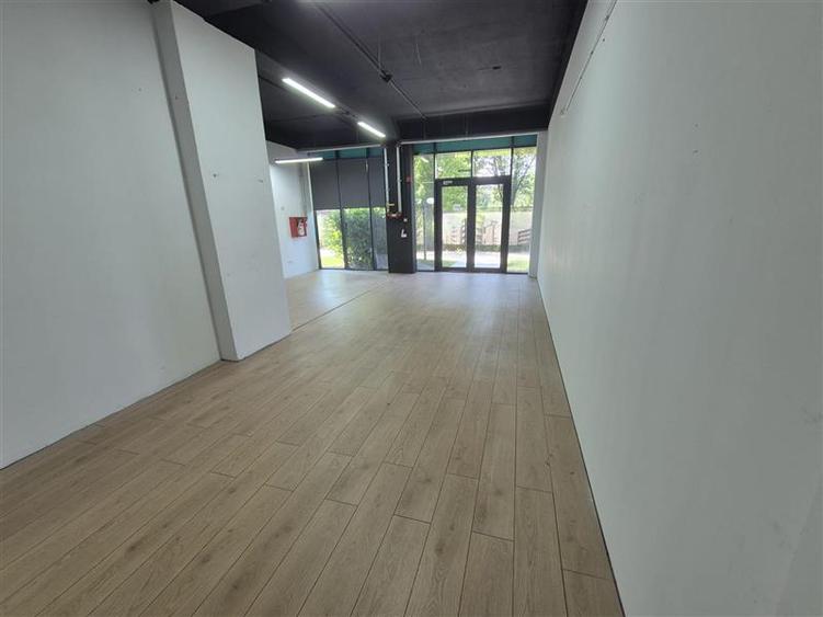 Spatiu Comercial, Qualis, Coresi