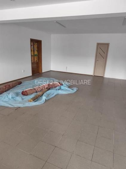 Spatiu comercial Baicoi - 2