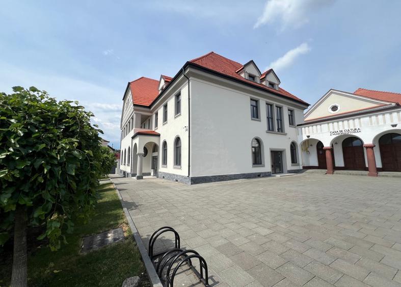 Spatiu comercial de inchiriat pe Strada Lunga 111, Codlea