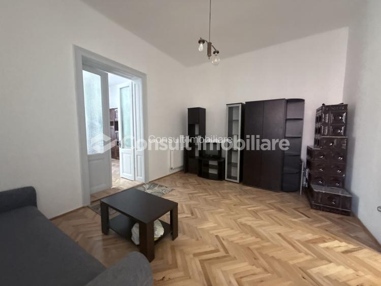 Casa de închiriat | Gruia - 7