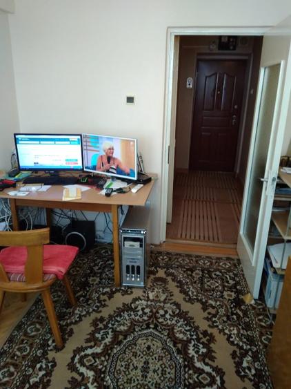 Vand apartament 3 Camere, Decomandate, Baie cu geam, 64m2 , Mazepa
