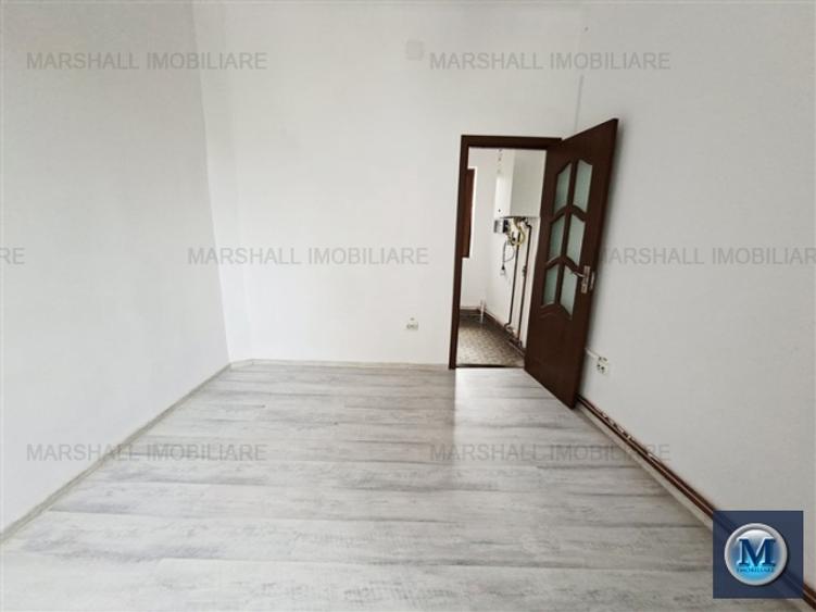 Apartament 4 camere de vanzare, zona Central, 100 mp #16626