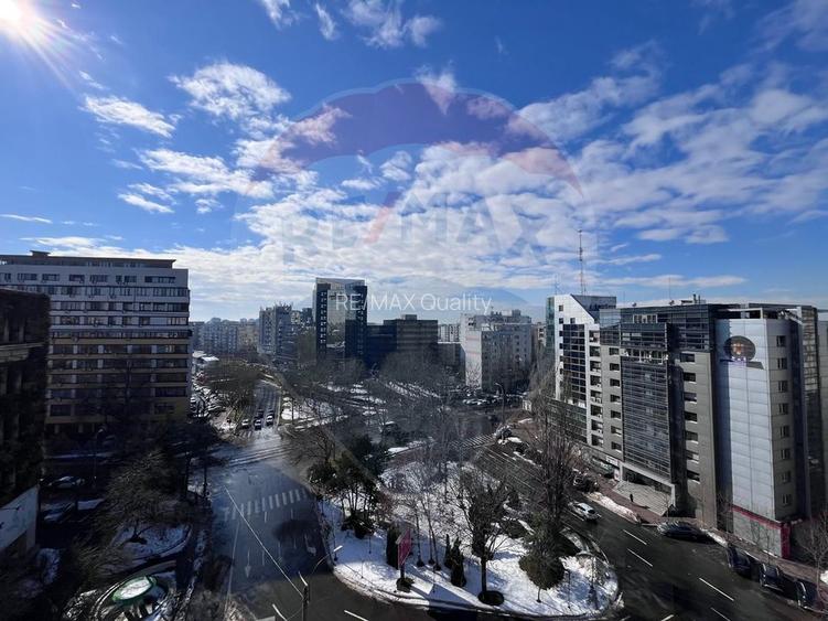Apartament de vanzare, 3 camere ultra finisat,  Bd. Unirii - 33