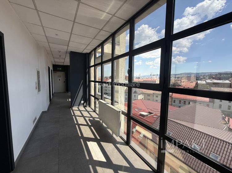 Cladire de birouri cu  spatii vitrate generoase in Zorilor. - 19