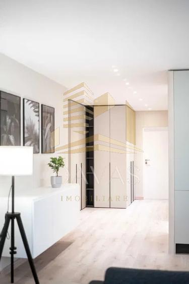 Apartament 3 camere semidecomandat + Parcare subterana inclusa in preț| Andrei M