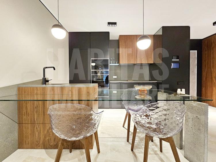 Apartament 2 camere, etaj 4 din 6, ultrafinisat, zona Iulius Mall