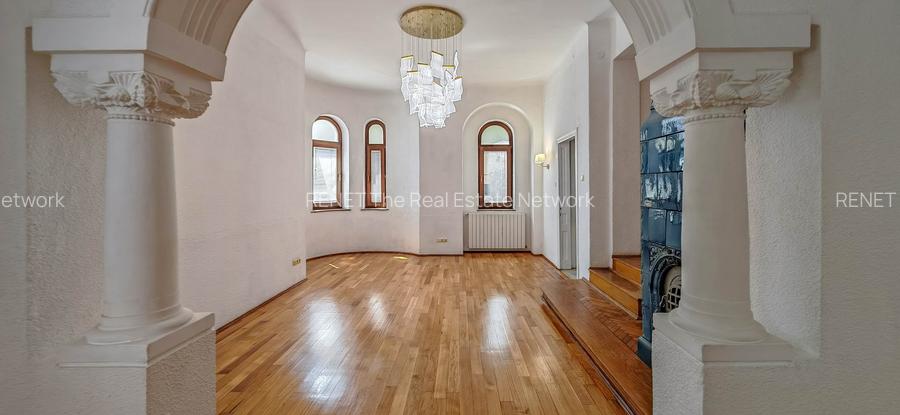 Vilă spațioasă de închiriat, 11 camere, București - 2