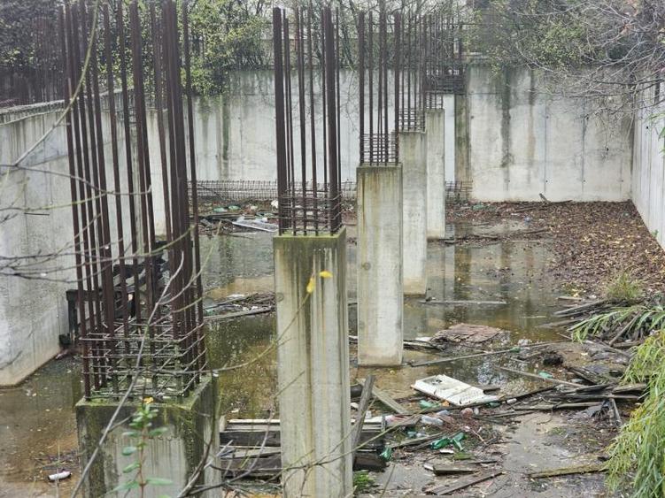 BANEASA Vav de Liceu Francez 1106mp cu Autorizatie Constr pentru S+P+2E+3R