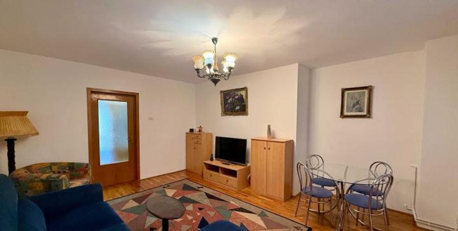 Închiriere Apartament 3 camere în zona Unirii