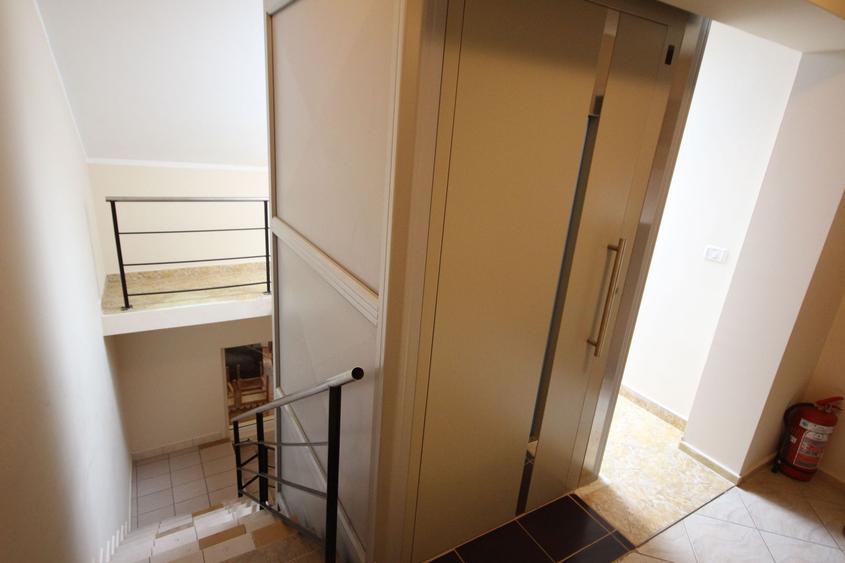 Vila  destinatie camin batrani
