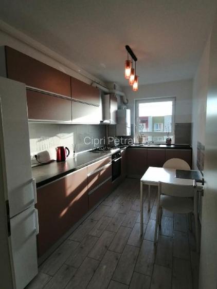 Apartament cu 2 camere, dressing si parcare in Avantgarden 3 - 5