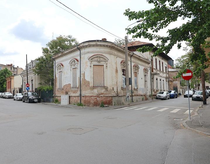 Imobil istoric cu arhitectură interbelică – Cartierul Evreiesc