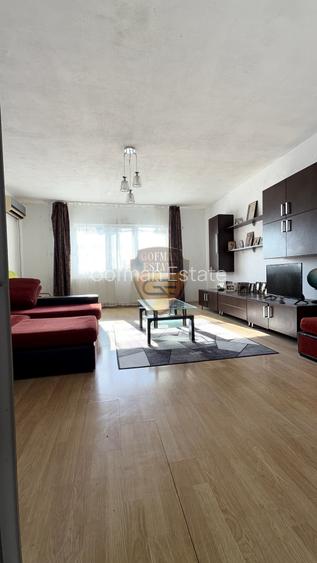 Casă cu teren generos de 1.400 mp – Palazu Mare,