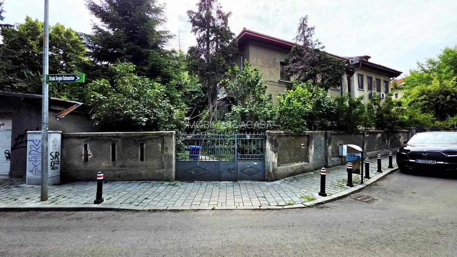 Unele proprietati se cumpara cu ochii. In Rahmaninov 9 cumperi cu imaginatia - 60